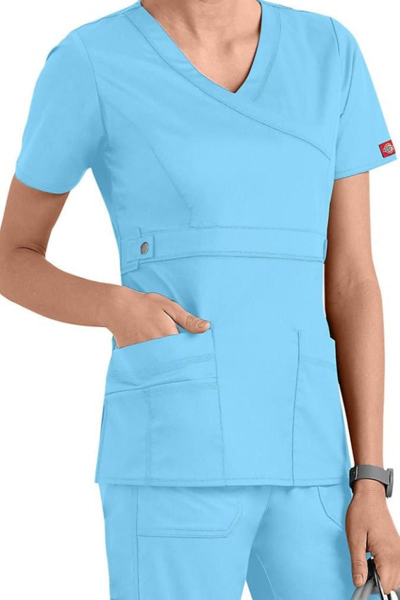 Dickies Scrub Top Gen Flex Mock Wrap 817355 Icy Turquoise at Parker's Clothing and Shoes.