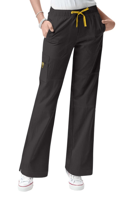 WonderWink Petite Scrub Pants Four-Stretch Sporty Cargo in Graphite at Parker's Clothing & Scrubs.