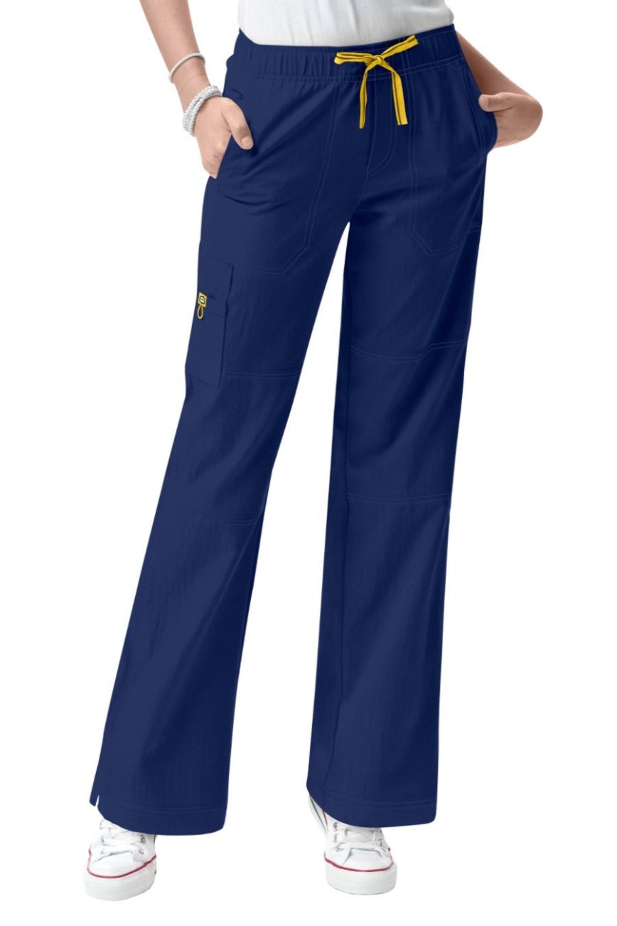 WonderWink Petite Scrub Pants Four-Stretch Sporty Cargo in Navy at Parker's Clothing & Scrubs.