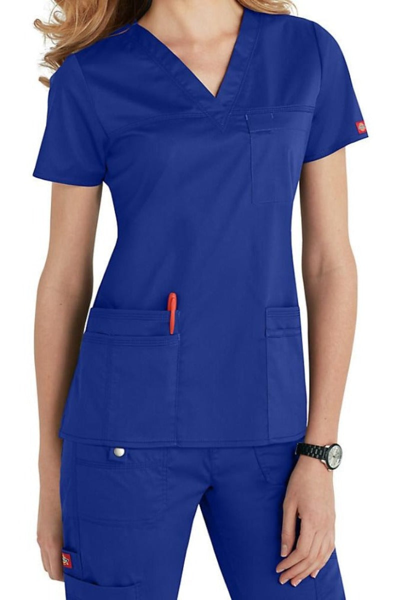 Dickies Scrub Top Gen Flex V Neck 817455 in Royal at Parker's Clothing and Shoes.