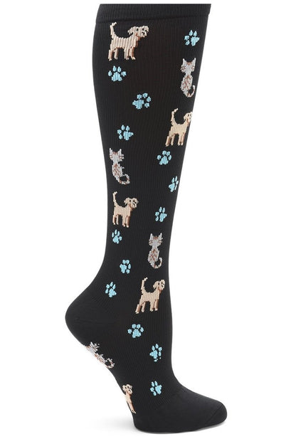 Nurse Mates Plus Size Compression Socks Wide Calf 12-14 mmHg at Parker's Clothing and Shoes. Plus size womens compression socks. Compression socks for nursing. Medical compression socks. Pets N Paws